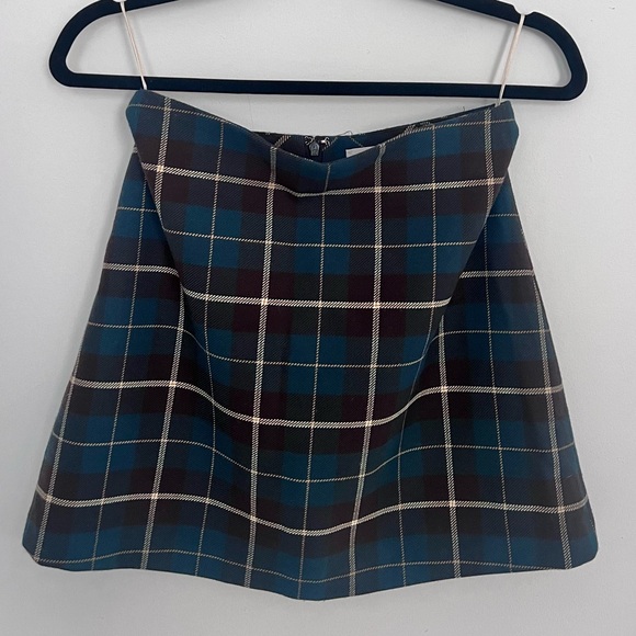 Aritzia Dresses & Skirts - Aritzia Wilfred Classic Mini Plaid Skirt in size 2